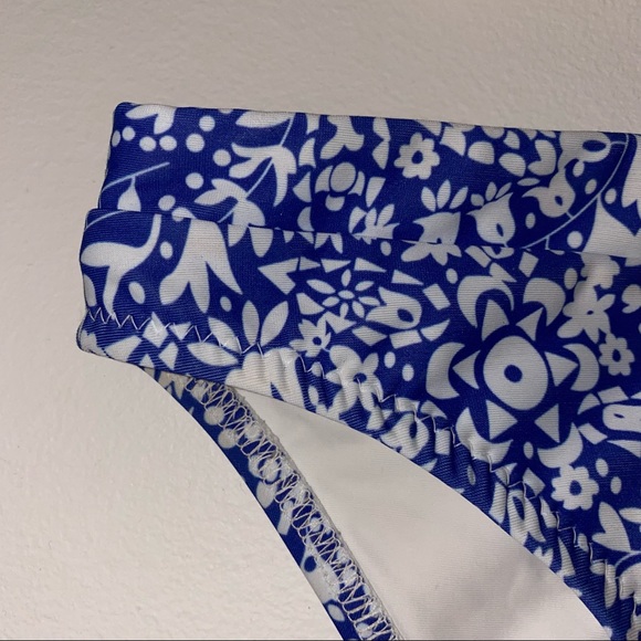 Ele Swims Bora Bora Blue Bikini Set - Picture 9 of 11